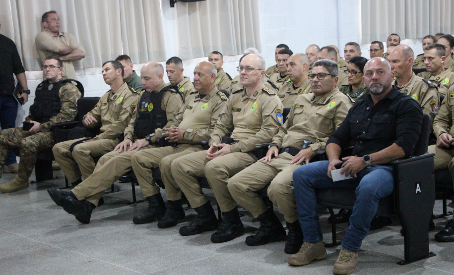 Solenidade marca início do Curso de Habilitação de Oficiais Especialistas da PMPR