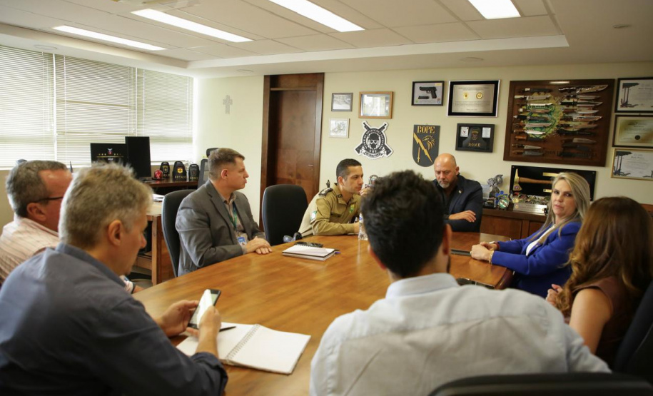 Secretário Hudson recebe prefeita de Astorga Suzie Pucillo