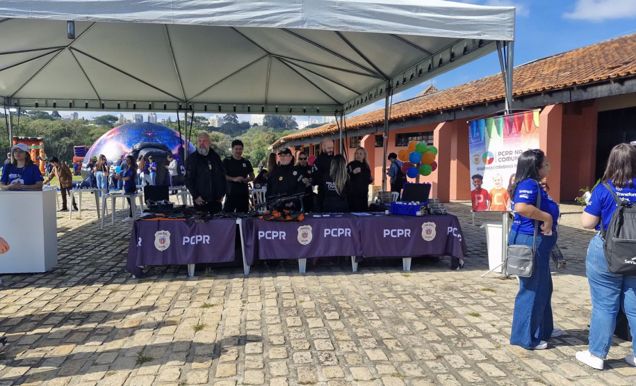 PCPR atende 2 mil pessoas em feira cidadã em Francisco Alves e Curitiba