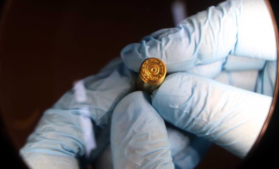 Polícia Científica capta "DNA" de metralhadora de alto calibre para auxiliar investigações nacionais