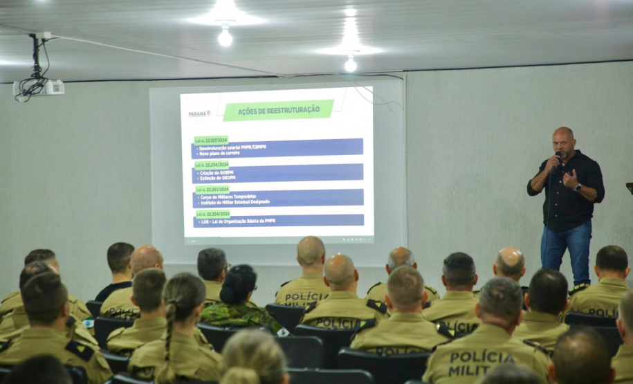 Solenidade marca início do Curso de Habilitação de Oficiais Especialistas da PMPR