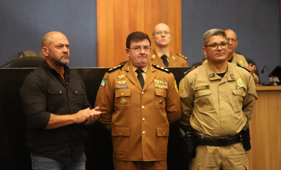 PMPR promove solenidade que marca passagem de comando no 6° CRPM