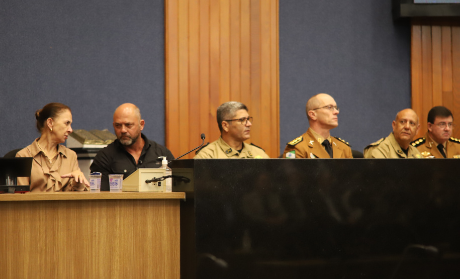 PMPR promove solenidade que marca passagem de comando no 6° CRPM