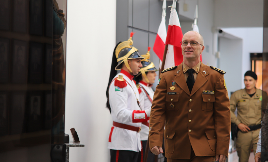 PMPR promove solenidade que marca passagem de comando no 6° CRPM