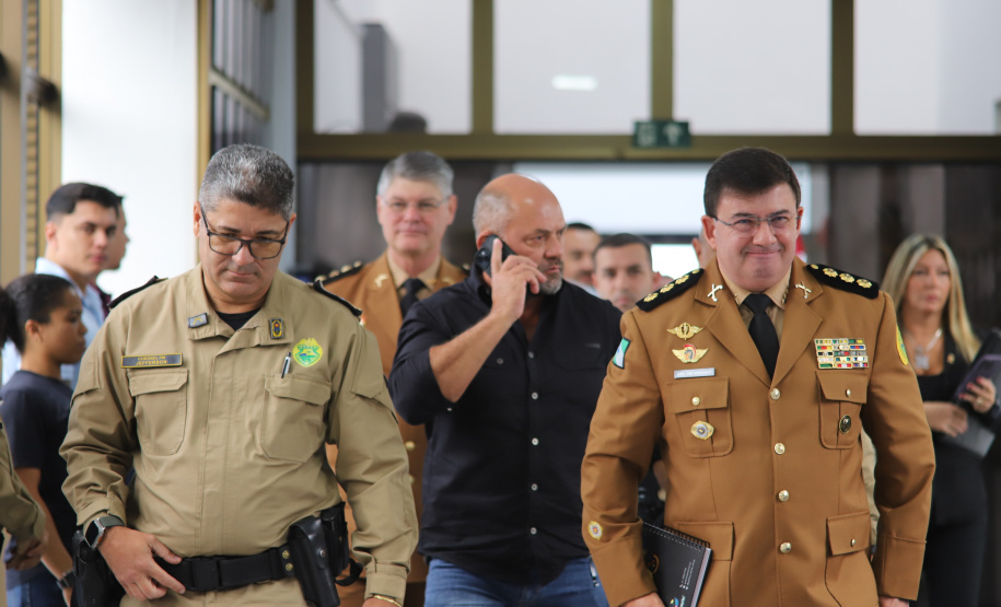 PMPR promove solenidade que marca passagem de comando no 6° CRPM