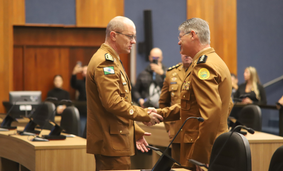 PMPR promove solenidade que marca passagem de comando no 6° CRPM