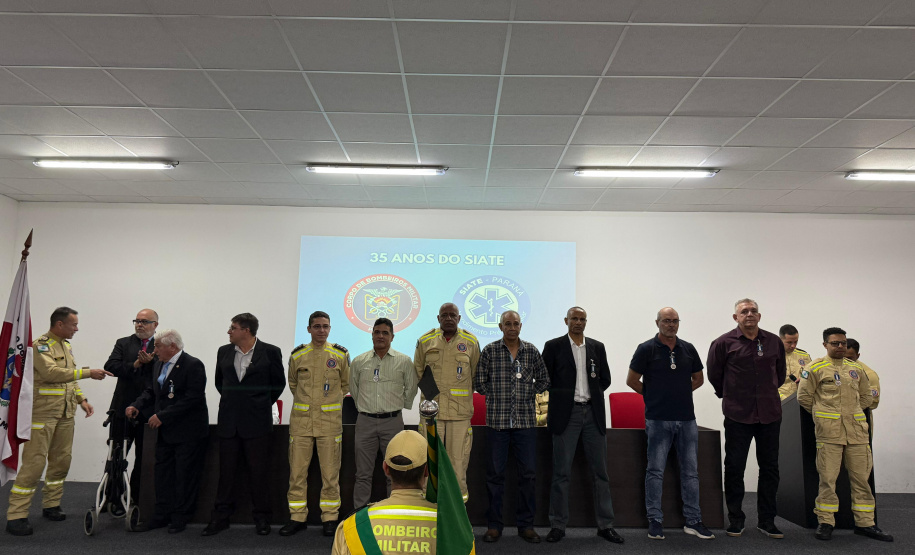 Siate comemora 35 anos com solenidade e entrega de medalhas