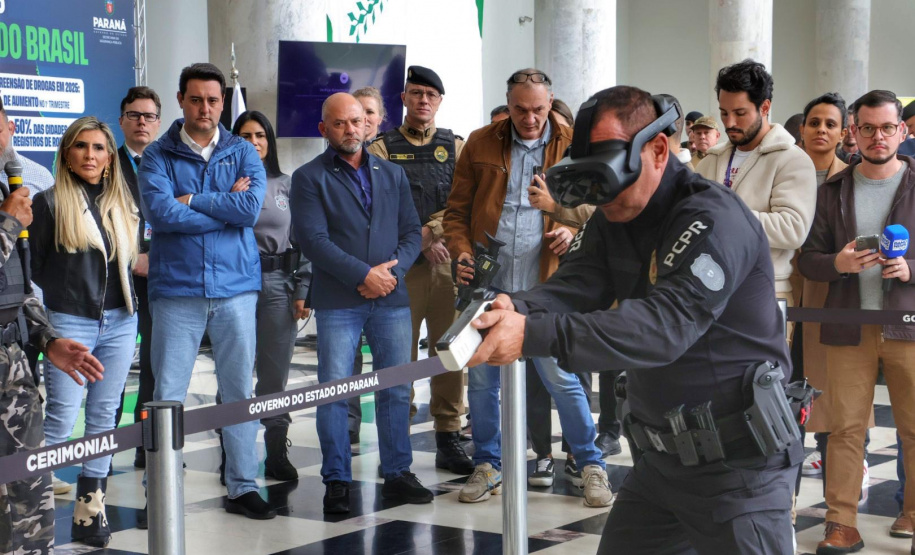 Com tecnologia de última geração, Paraná entrega 1,4 mil armas não letais para as polícias