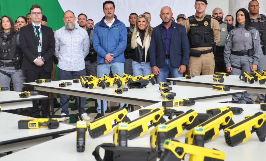 Com tecnologia de última geração, Paraná entrega 1,4 mil armas não letais para as polícias