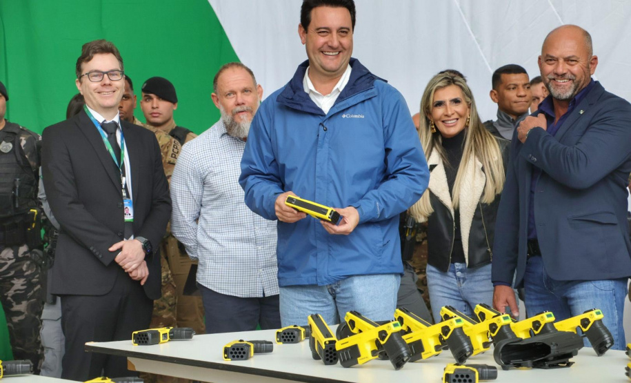 Com tecnologia de última geração, Paraná entrega 1,4 mil armas não letais para as polícias