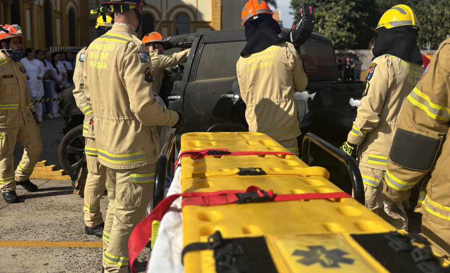 Simulado de Acidente com Múltiplas Vítimas reforça ações do Maio Amarelo em Jacarezinho