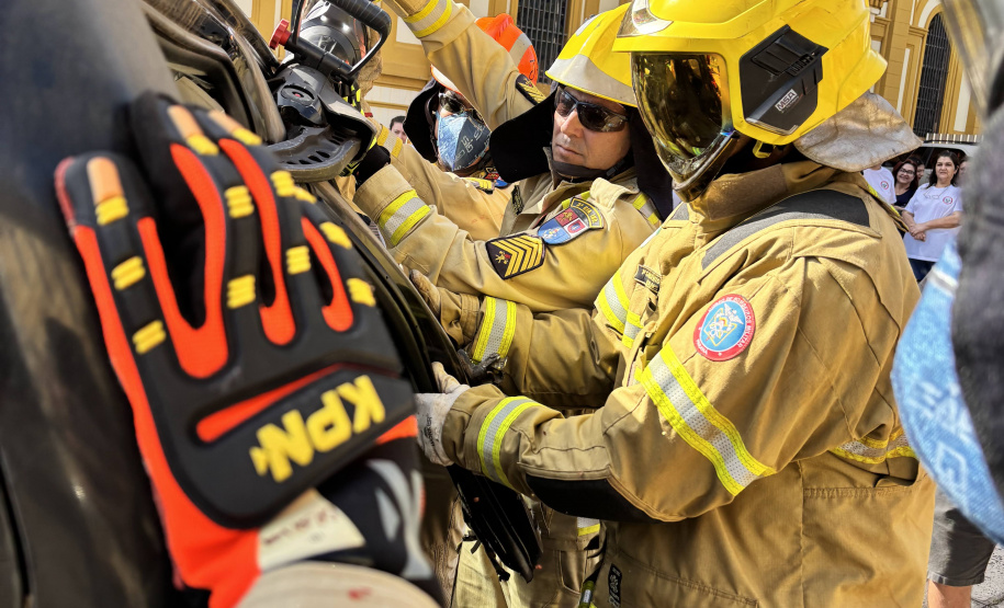 Simulado de Acidente com Múltiplas Vítimas reforça ações do Maio Amarelo em Jacarezinho