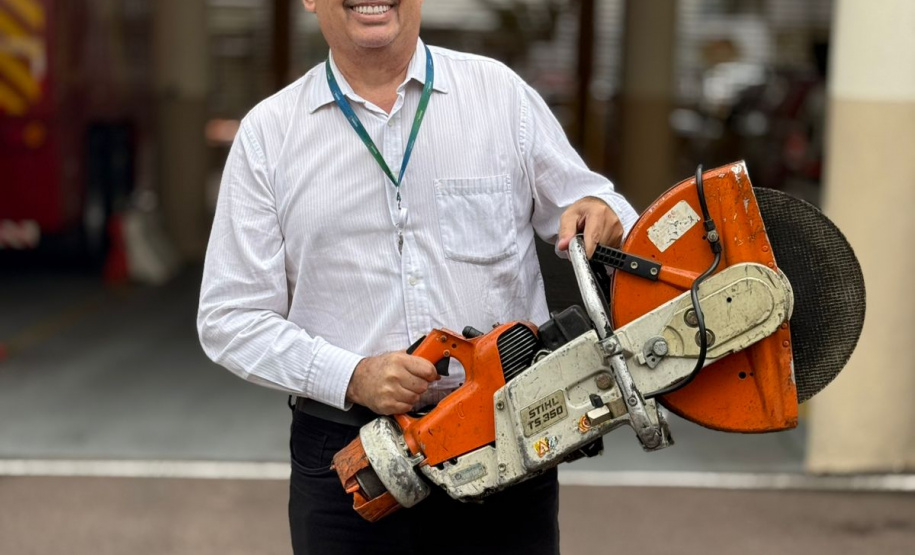 Servidores da Sesp conhecem estrutura do Corpo de Bombeiros em Curitiba