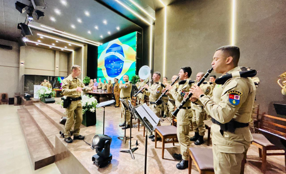 PMPR realiza solenidade de passagem de comando do 7º BPM em Cruzeiro do Oeste