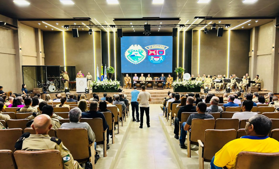 PMPR realiza solenidade de passagem de comando do 7º BPM em Cruzeiro do Oeste