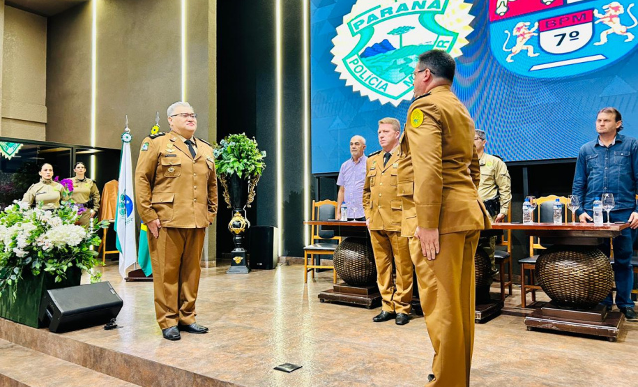 PMPR realiza solenidade de passagem de comando do 7º BPM em Cruzeiro do Oeste