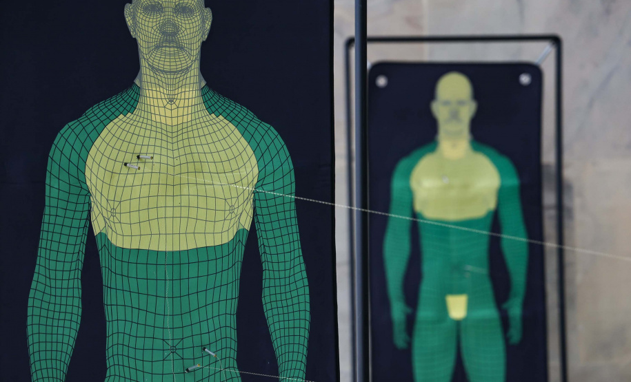 Com tecnologia de última geração, Paraná entrega 1,4 mil armas não letais para as polícias