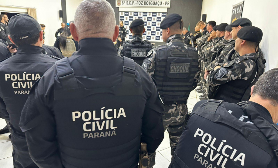 PCPR prende seis pessoas em operação contra grupo armado em Foz do Iguaçu