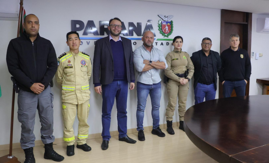 Secretário Hudson recebe o prefeito de Rio Negro, Alessandro Cristian Von Linsingen