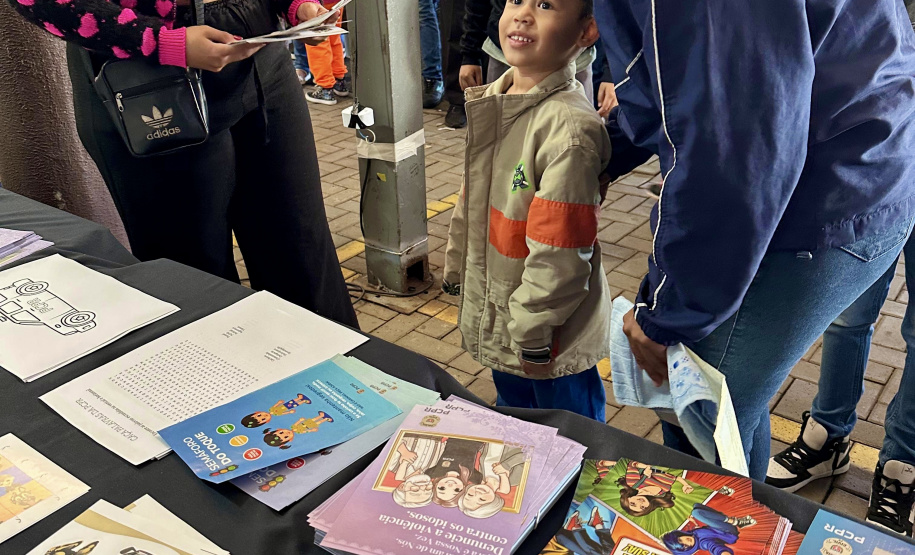 PCPR na Comunidade leva atendimento a Foz do Iguaçu e Pérola