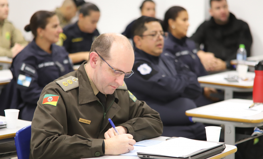 PMPR sedia curso de polícia comunitária aplicada com profissionais de segurança de todo o Brasil