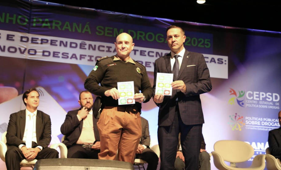 Campanha Junho Paraná Sem Drogas é lançada com alerta sobre dependência tecnológica