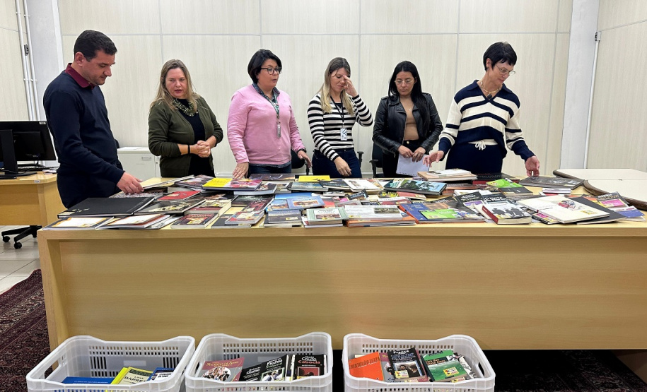 Com nova remessa, Projeto Viagem do Livro chega a marca de 2.700 livros doados ao sistema penitenciário do Paraná