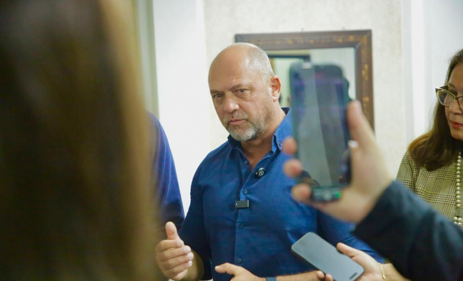 O Secretário da Segurança Pública, Hudson Leôncio Teixeira, participou nesta quinta-feira (05), do 1º Seminário dos CONSEGs dos Campos Gerais, realizado pela Prefeitura Municipal de Tibagi, por meio do Conselho Comunitário de Segurança (CONSEG).