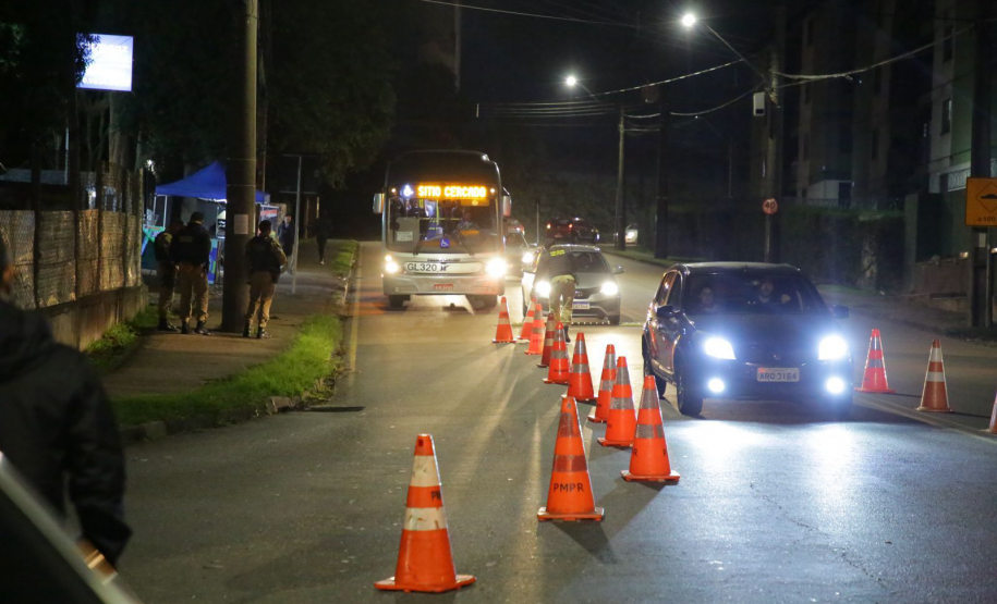 Operação Sinergia: 128 presos, 1,2 tonelada de drogas apreendidas e mais de 18 mil abordagens no Paraná