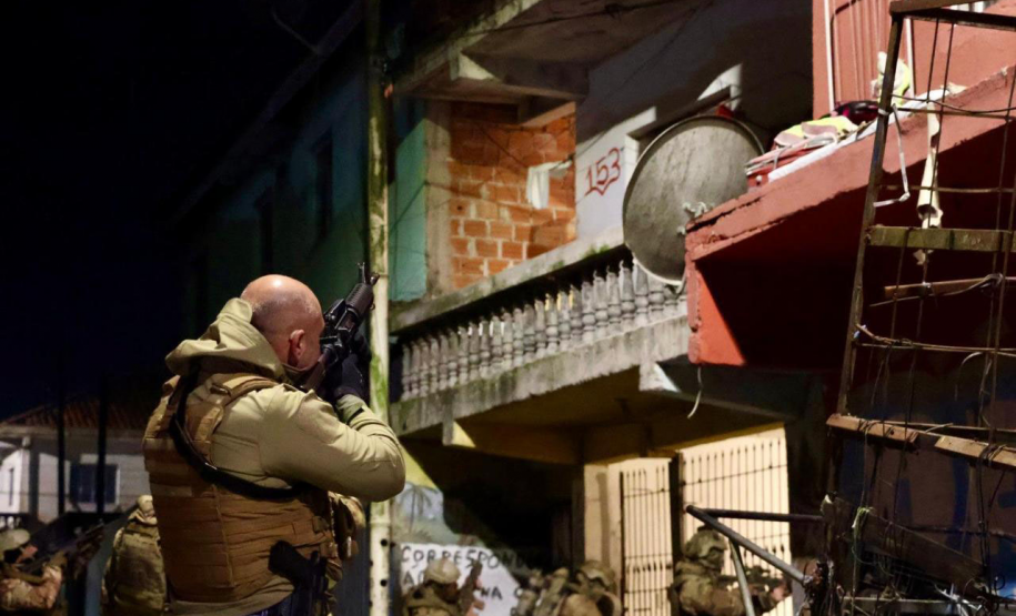 PCPR e PMPR cumprem 172 mandados em megaoperação contra grupo que controlava o tráfico no Centro de Curitiba