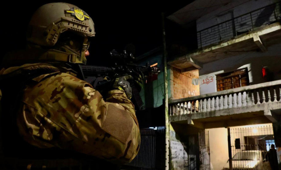 PCPR e PMPR cumprem 172 mandados em megaoperação contra grupo que controlava o tráfico no Centro de Curitiba