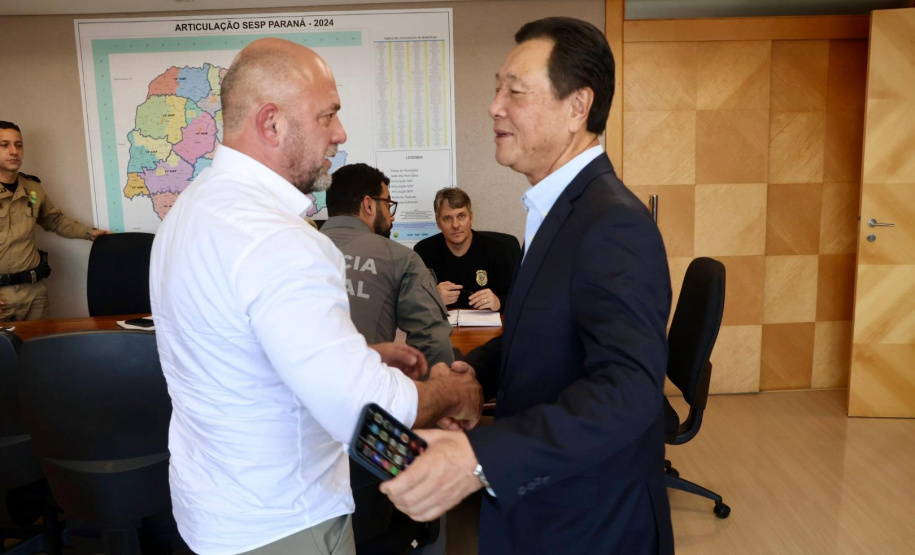 Secretário Hudson recebe deputado federal Luiz Nishimori