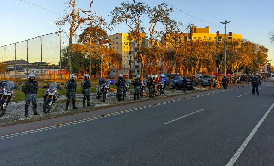 Ação integrada prende 20 pessoas durante operação deflagrada em Curitiba