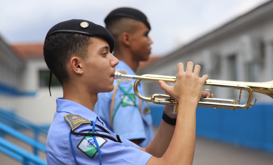 Colégios da Polícia Militar do Paraná lideram ranking estadual do Enem 2024