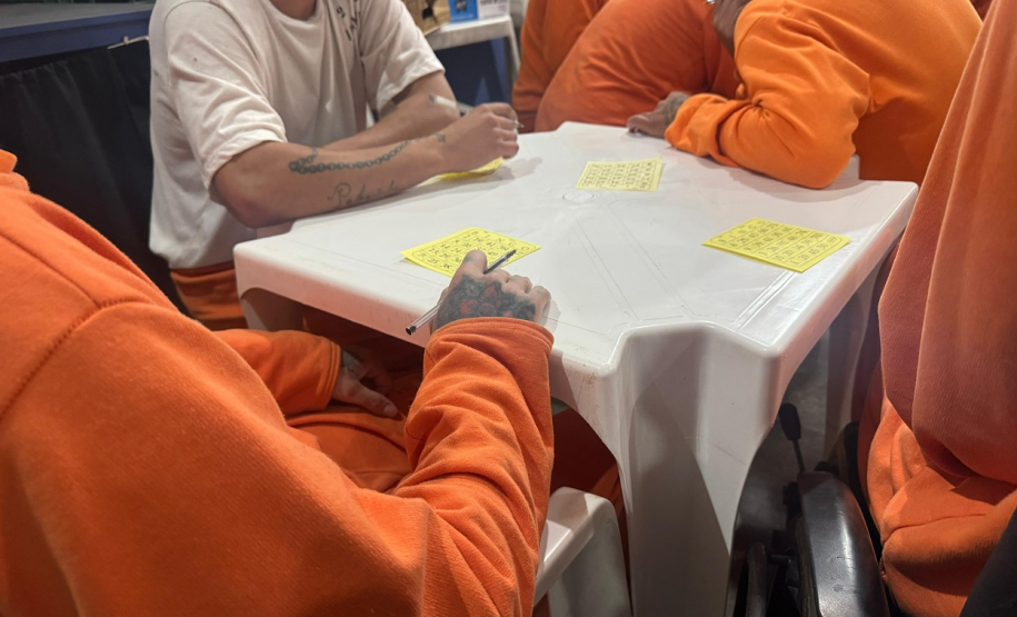 Atividade interdisciplinar para encerramento de semestre mobiliza 600 custodiados nas penitenciárias de Cascavel