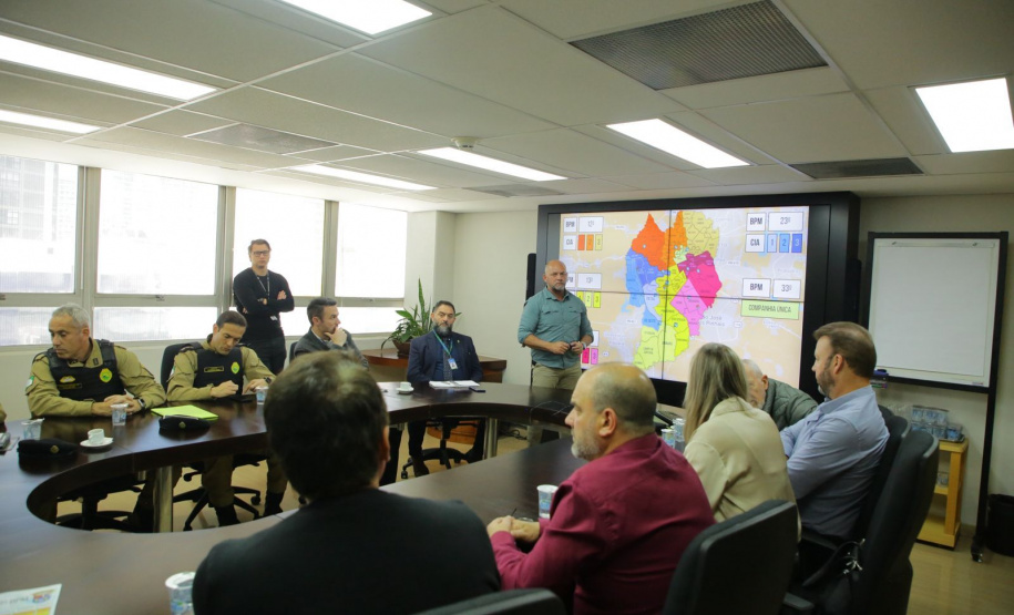 Secretário Hudson recebe deputada estadual Marcia Huçulak e vereador Tico Kuzma