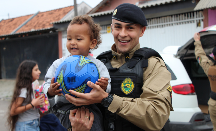 PMPR lança concurso de fotografia "Exemplos que Arrastam" como parte das comemorações dos 171 anos da corporação