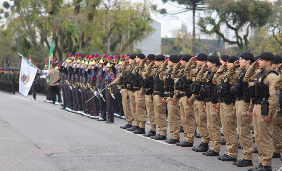 Primeira etapa do concurso para Curso de Formação de Oficiais da PMPR será no domingo