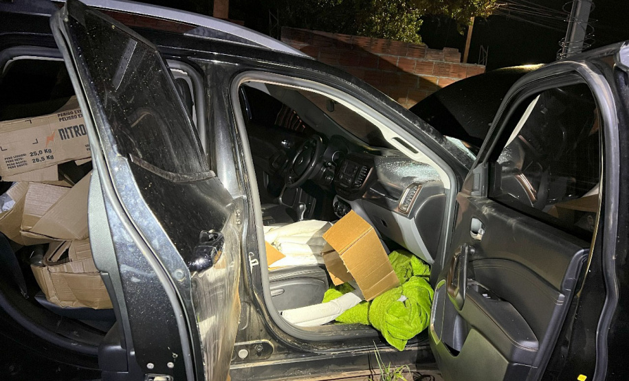 Ação do Esquadrão Antibombas: PMPR acha 237 kg de explosivos em carro em Campo Mourão
