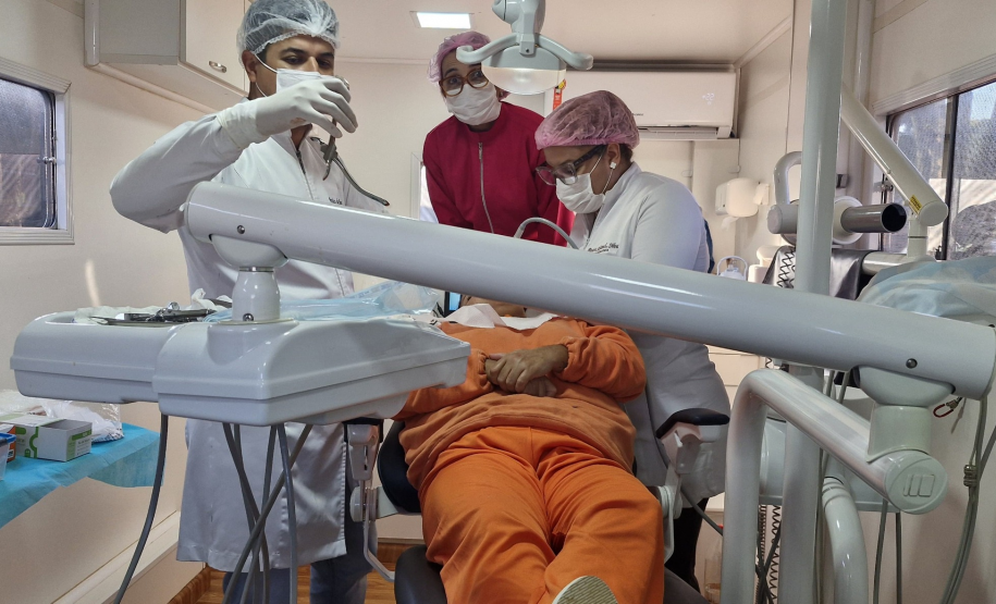 Projeto Sorrir leva atendimento odontológico a custodiados em unidades prisionais da Regional de Maringá
