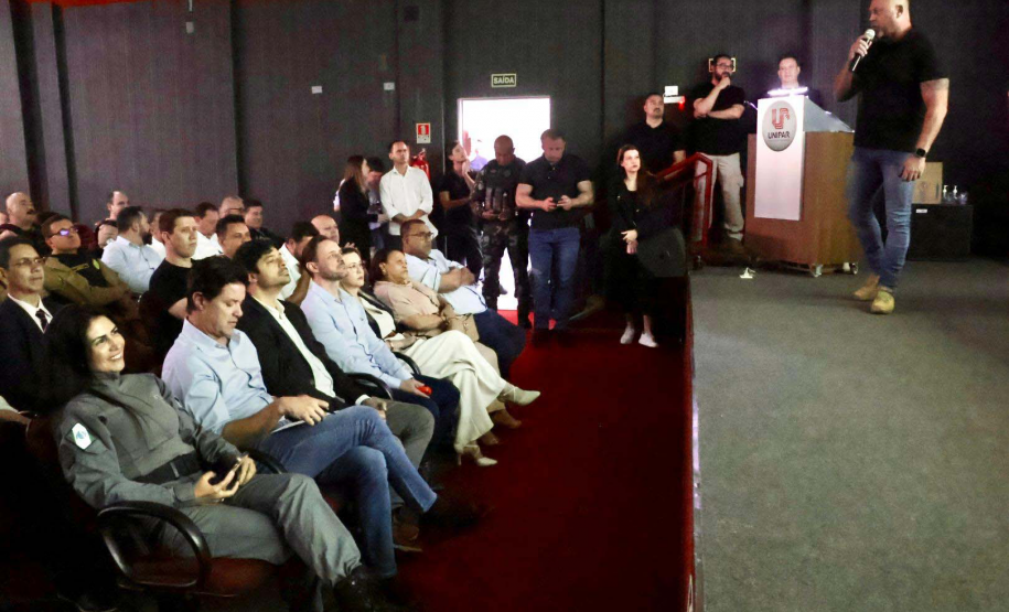 Forças de segurança intensificam diálogo com moradores da região Oeste