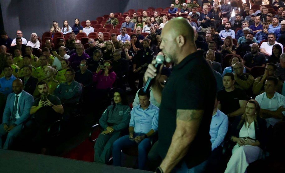 Forças de segurança intensificam diálogo com moradores da região Oeste