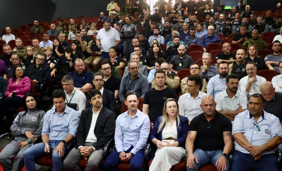 Forças de segurança intensificam diálogo com moradores da região Oeste