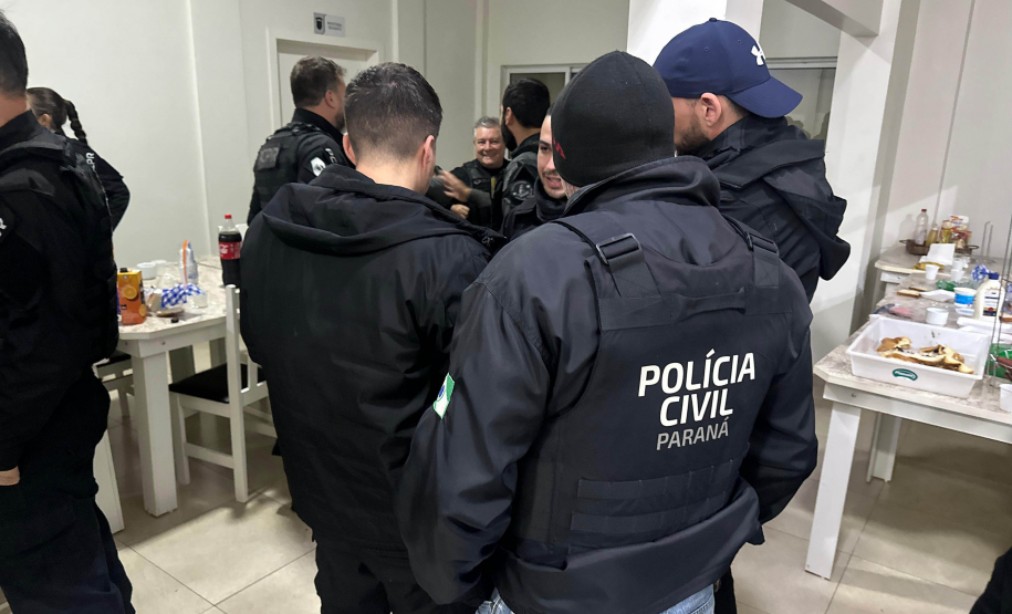PCPR e PMPR prendem oito pessoas durante operação da Missão Paraná em Santo Antônio do Sudoeste