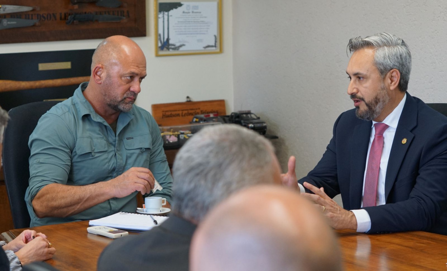 Secretário Hudson recebe deputado estadual Fábio Oliveira