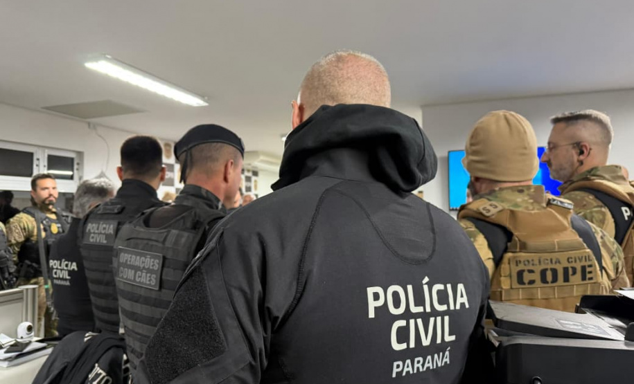PCPR e PMPR prendem quatro pessoa durante operação contra organização criminosa em Almirante Tamandaré