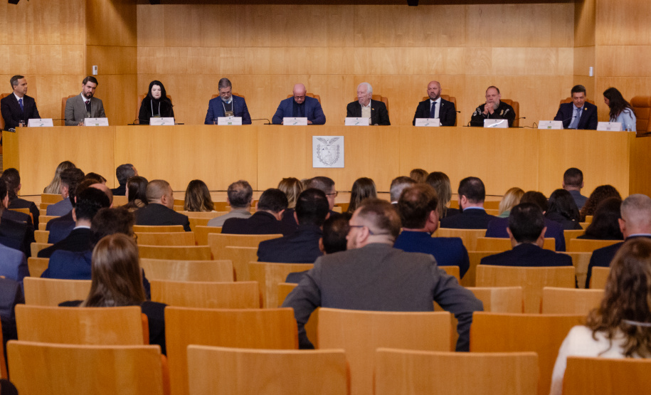Paraná sedia evento nacional que debate estratégias de combate ao crime organizado