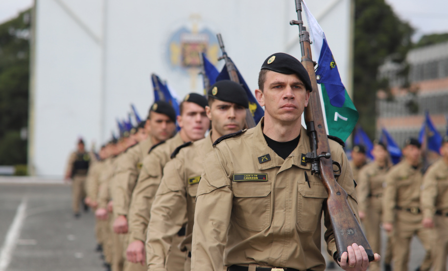 Polícia Militar do Paraná celebra 171 anos de história, serviço e exemplos que arrastam