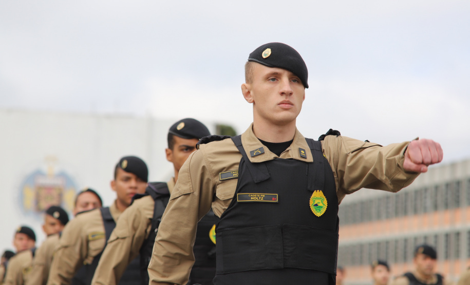 Polícia Militar do Paraná celebra 171 anos de história, serviço e exemplos que arrastam