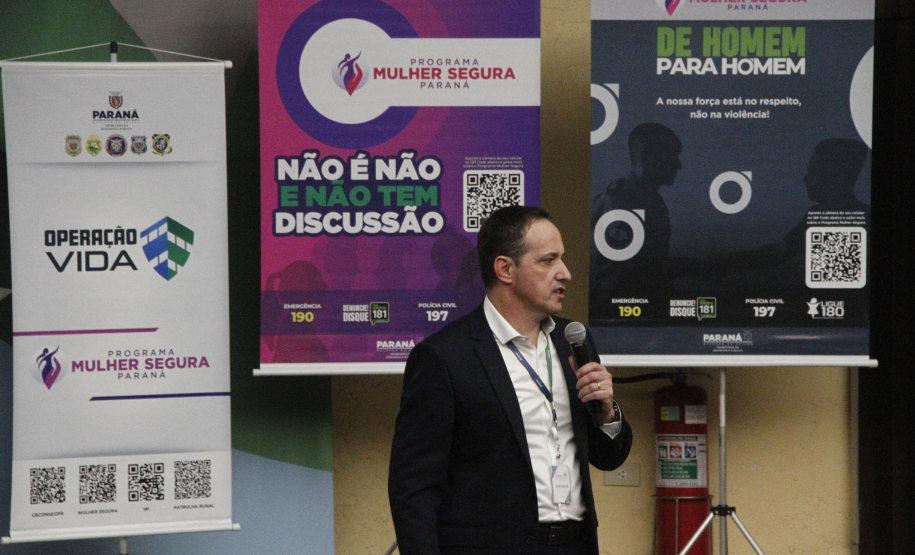 Policiais dialogam com 42 mil homens em ação de combate à violência contra a mulher